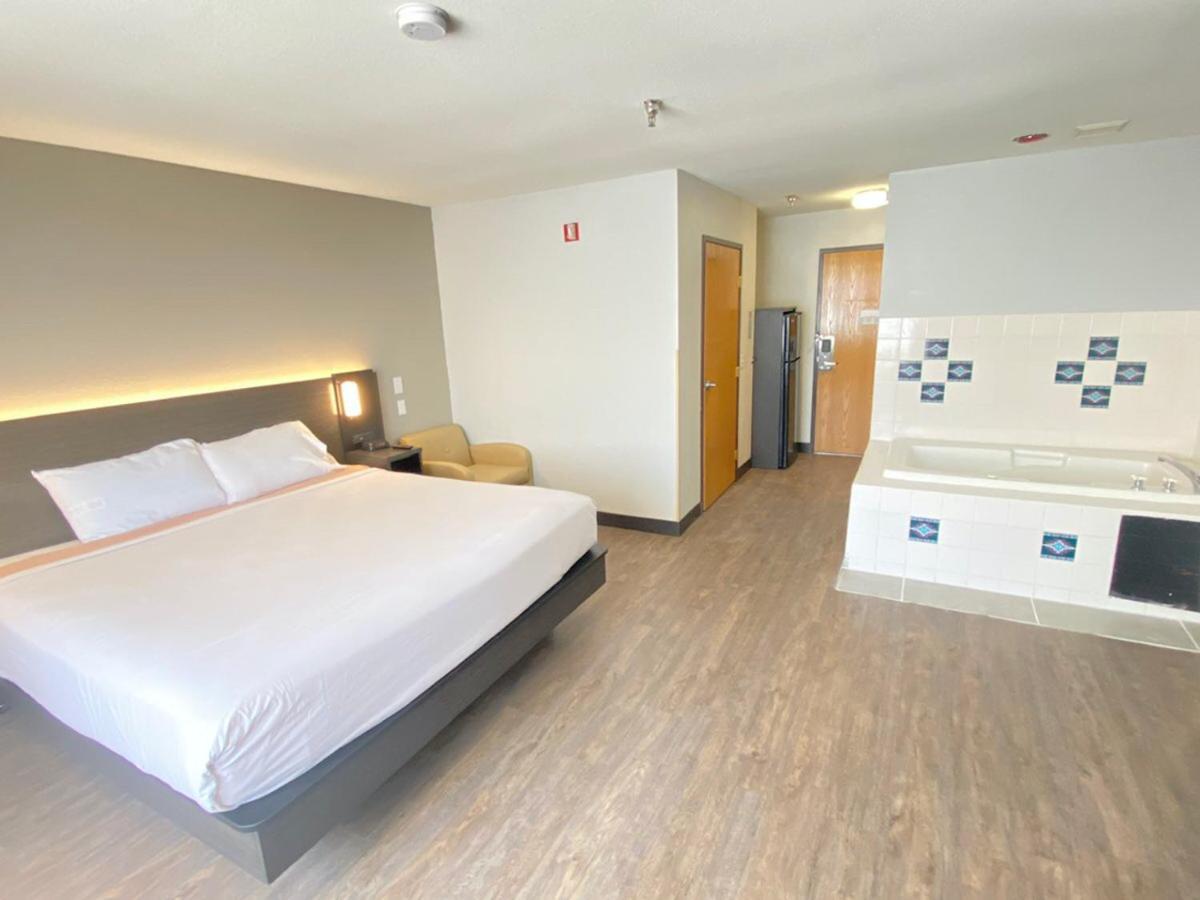 Pinetop Studio Suites Extérieur photo