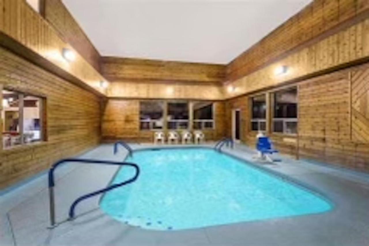 Pinetop Studio Suites Extérieur photo