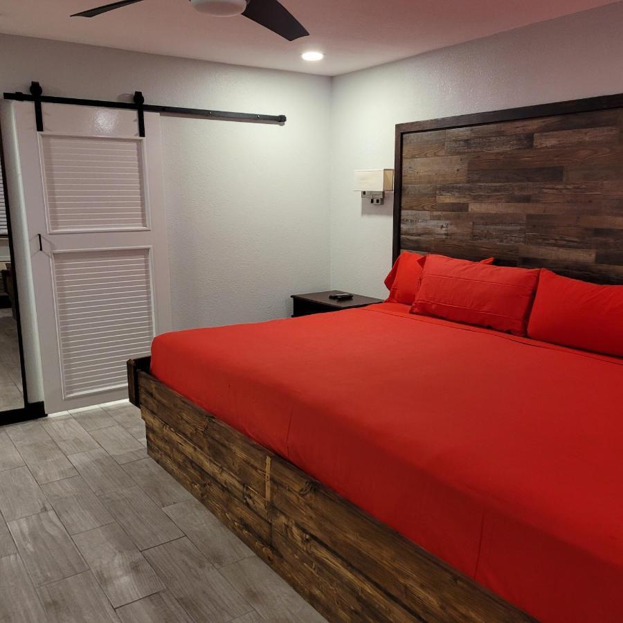 Pinetop Studio Suites Extérieur photo