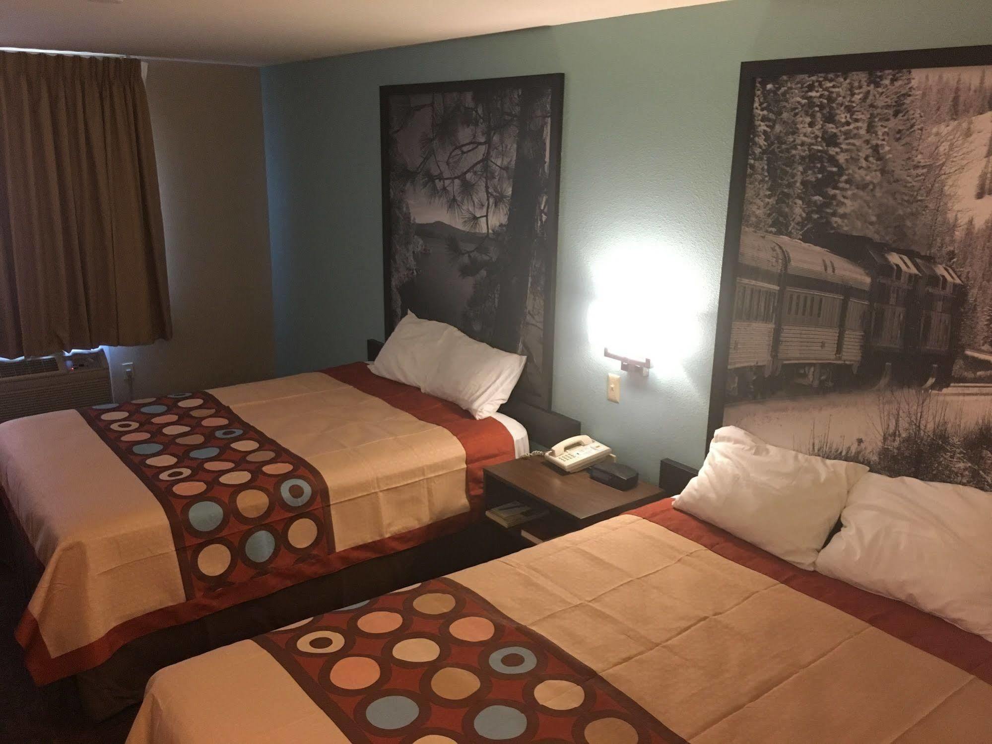 Pinetop Studio Suites Extérieur photo